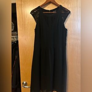 City chic black dress with lace